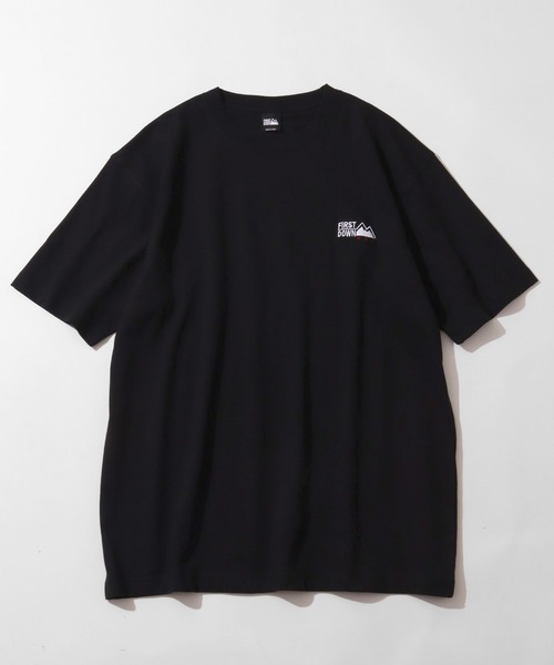FIRST DOWN(ファーストダウン)の「【FIRST DOWN/ファーストダウン】LOGO S/S TEE/ ワンポイントロゴ 半袖Tシャツ(Tシャツ/カットソー・メンズ・ホワイト/ブラック/ヘザーグレー・M/L/XL)」の8枚目の写真