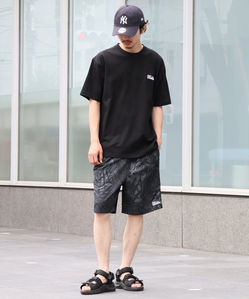 FIRST DOWN(ファーストダウン)の「【FIRST DOWN/ファーストダウン】LOGO S/S TEE/ ワンポイントロゴ 半袖Tシャツ(Tシャツ/カットソー・メンズ・ホワイト/ブラック/ヘザーグレー・M/L/XL)」の4枚目の写真