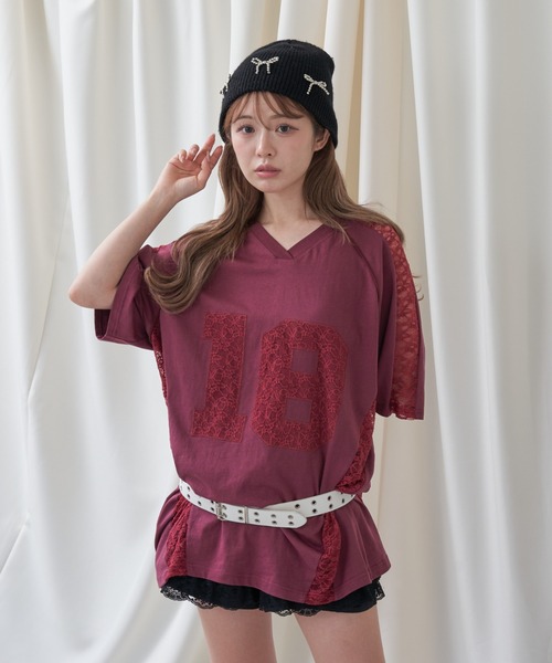 RAY CASSIN(レイカズン)の「レースナンバリングルーズTシャツ(Tシャツ/カットソー・レディース・レッド/ホワイト/ネイビー・FREE)」の3枚目の写真