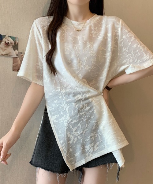 gossip!ロサンゼルス(ゴシップロサンゼルス)の「ボタニカルパターン シアーTシャツ(Tシャツ/カットソー・レディース・オフホワイト/ブラック・M)」の1枚目の写真