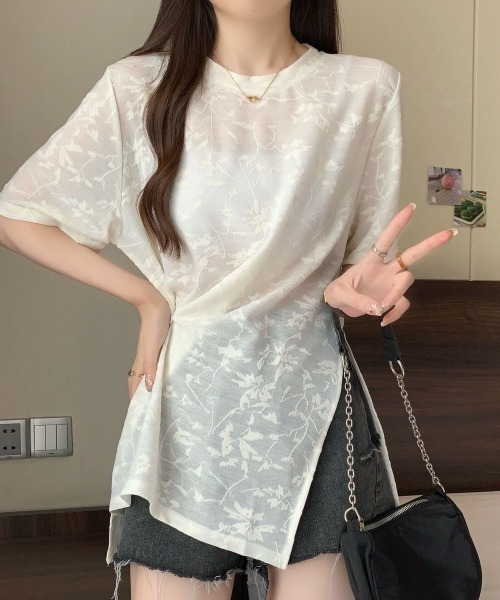 gossip!ロサンゼルス(ゴシップロサンゼルス)の「ボタニカルパターン シアーTシャツ(Tシャツ/カットソー・レディース・オフホワイト/ブラック・M)」の5枚目の写真