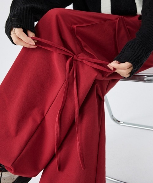 gossip!ロサンゼルス(ゴシップロサンゼルス)の「Y2Kハイウエストストレートパンツ カジュアル&シンプル(カーゴパンツ・レディース・ブラック/ネイビー/レッド・FREE)」の4枚目の写真
