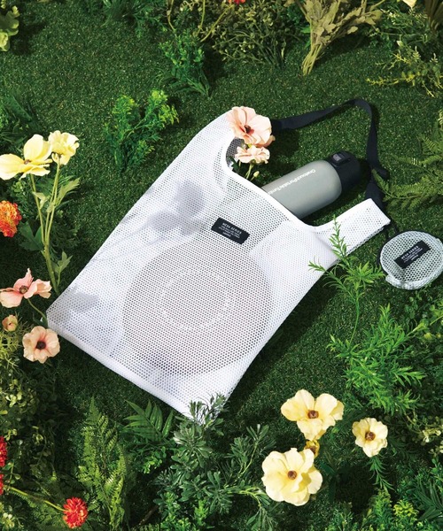 LAKOLE(ラコレ)の「メッシュマーケットバッグ / 284114(トートバッグ・レディース・イエロー/ブラック/グレー/ホワイト・FREE)」の2枚目の写真