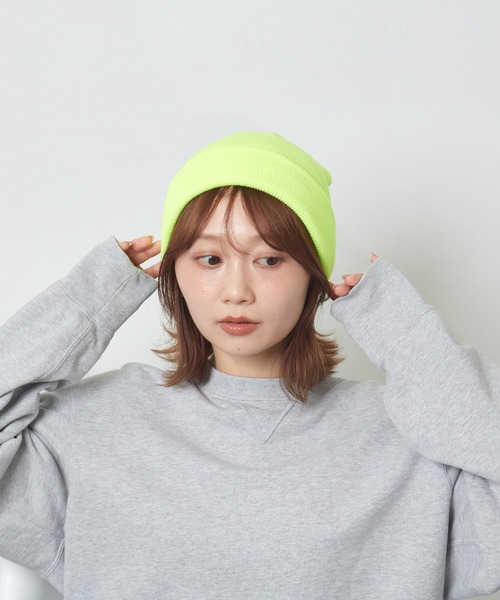 B.I.D.（ビーアイディー）の「《EK326/シンプルカラーニット帽/ニットキャップ（ニットキャップ/ビーニー・レディース・ブラック/レッド/ホワイト/ワインレッド/グリーン系/イエロー系/グレー/イエロー/オレンジ/ブルー・FREE）」の7枚目の写真