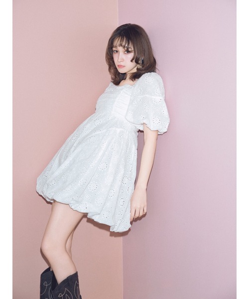 てなグッズや セール】パフスリーブバルーンミニワンピース（ワンピース ワンピース