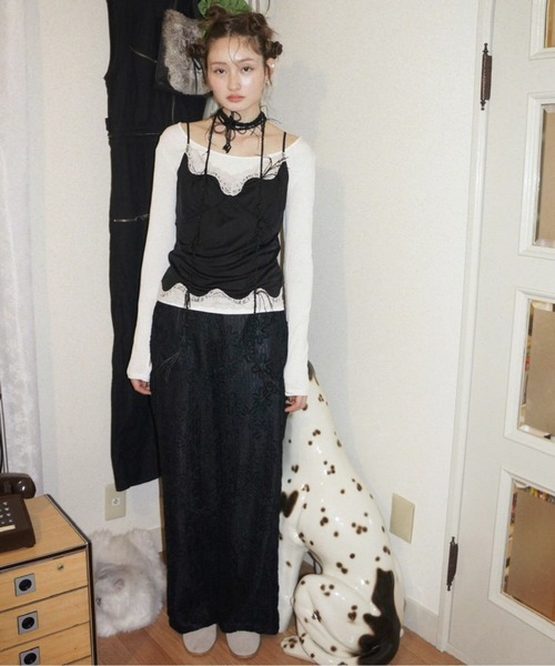 musubore(ムスボレ)の「flocky print waide pants / フロッキーフラワーパンツ(その他パンツ・レディース・ブラック・0/1)」の1枚目の写真