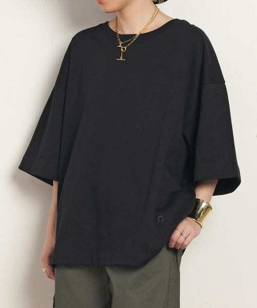 AP STUDIO(エーピーストゥディオ)の「【TEURN STUDIOS/ターンスタジオ】Oversized cotton t-shirt(Tシャツ/カットソー・レディース・ブラック/ホワイト・FREE)」の2枚目の写真