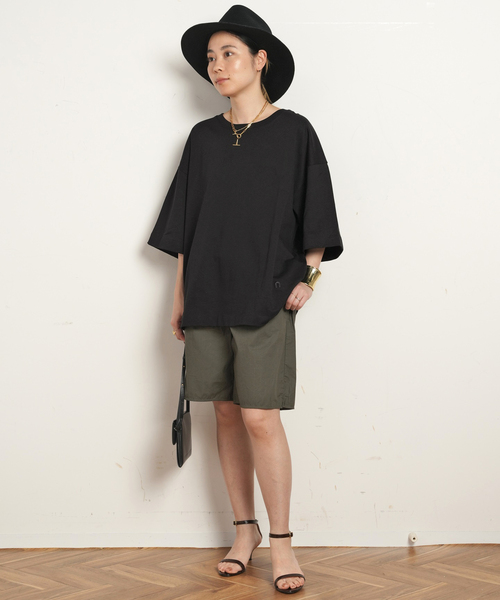 AP STUDIO(エーピーストゥディオ)の「【TEURN STUDIOS/ターンスタジオ】Oversized cotton t-shirt(Tシャツ/カットソー・レディース・ブラック/ホワイト・FREE)」の10枚目の写真