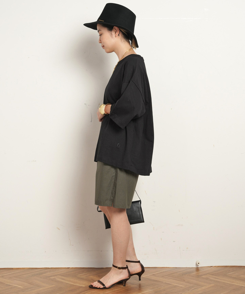 AP STUDIO(エーピーストゥディオ)の「【TEURN STUDIOS/ターンスタジオ】Oversized cotton t-shirt(Tシャツ/カットソー・レディース・ブラック/ホワイト・FREE)」の11枚目の写真