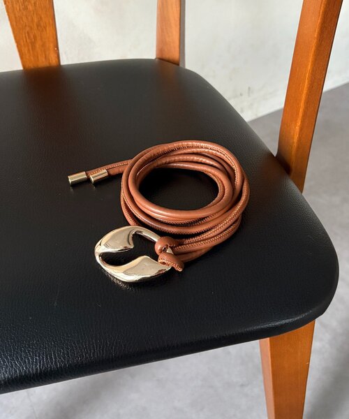 DouDou（ドゥドゥ）の「変形バックルコードベルト（ベルト・レディース・ブラック/ブラウン/モカ・FREE）」の10枚目の写真