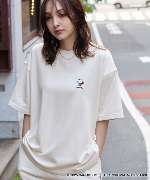 みんこ様専SALE新品　キティ　マイメロ　クロミ　刺繍　デニム　シャツワンピース SALE新品 キティ マイメロ クロミ サンリオ 刺繍 デニム シャツ