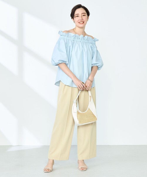 NOLLEY’S Sophi（ノーリーズソフィ）の「タフタオフショル2WAYブラウス（シャツ/ブラウス・レディース・ブラック/サックスブルー/グレイッシュベージュ・38）」の4枚目の写真