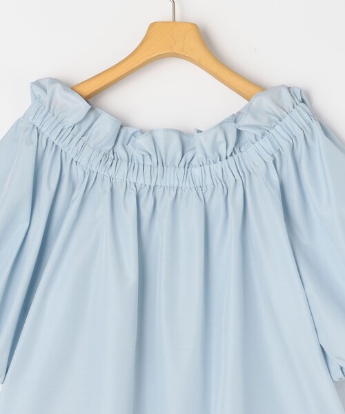 NOLLEY’S Sophi（ノーリーズソフィ）の「タフタオフショル2WAYブラウス（シャツ/ブラウス・レディース・ブラック/サックスブルー/グレイッシュベージュ・38）」の22枚目の写真