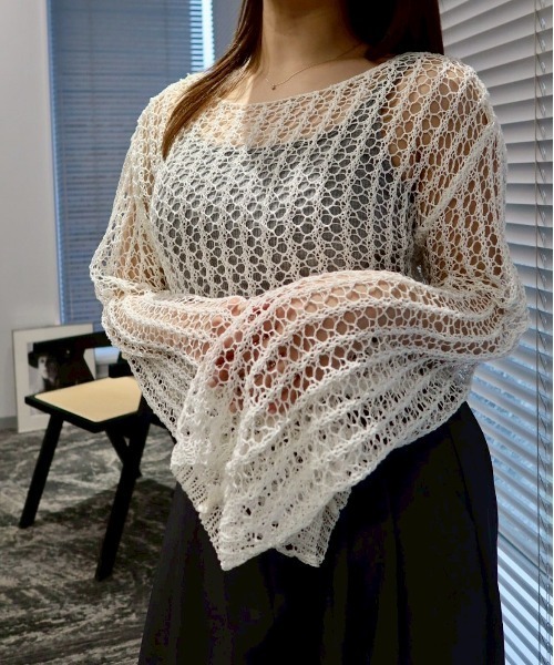 SOLA(ソラ)の「エアリーニットショートプルオーバー(軽透かし編み/レイヤードに最適)/ Airy Knit Short Pullover(ニット/セーター・レディース・ベージュ/ミント/ブラック/オフホワイト・FREE)」の15枚目の写真