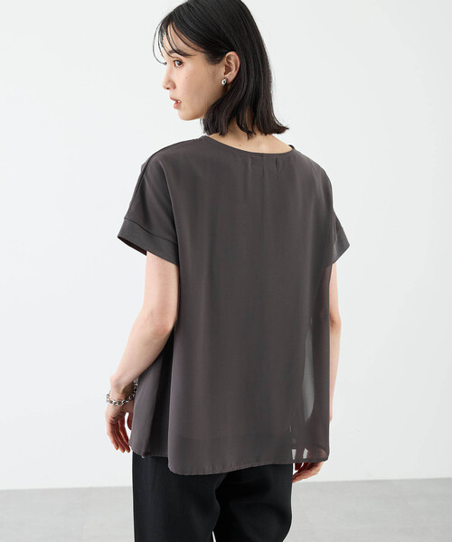 A/C DESIGN BY ALPHA CUBIC(エーシーデザインバイアルファキュービック)の「【接触冷感・UVカット】シアーレイヤードロゴTシャツ(Tシャツ/カットソー・レディース・チャコールグレー/オフホワイト/ブラック・M/L/LL/3L)」の15枚目の写真