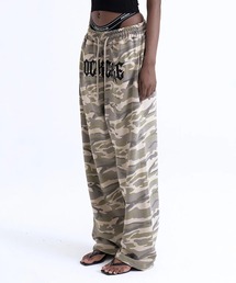 ☆LE SSERAFIM サクラ☆ROCKCAKE☆Camo Metal Graphics Pants