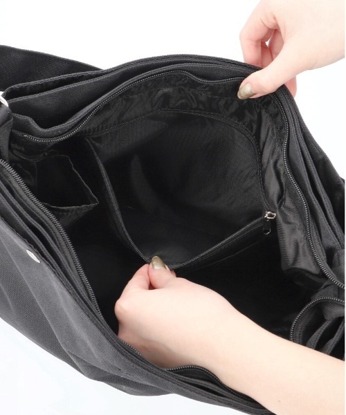 anello(アネロ)の「anello アネロ TO GO 10POCKETS SHOLDER BAG ATS0661Z(ショルダーバッグ・レディース・オリーブ/グレー/ブラック・FREE)」の6枚目の写真