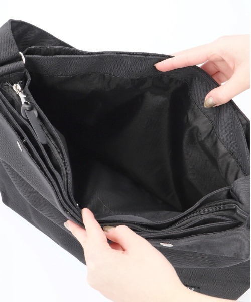 anello(アネロ)の「anello アネロ TO GO 10POCKETS SHOLDER BAG ATS0661Z(ショルダーバッグ・レディース・オリーブ/グレー/ブラック・FREE)」の12枚目の写真