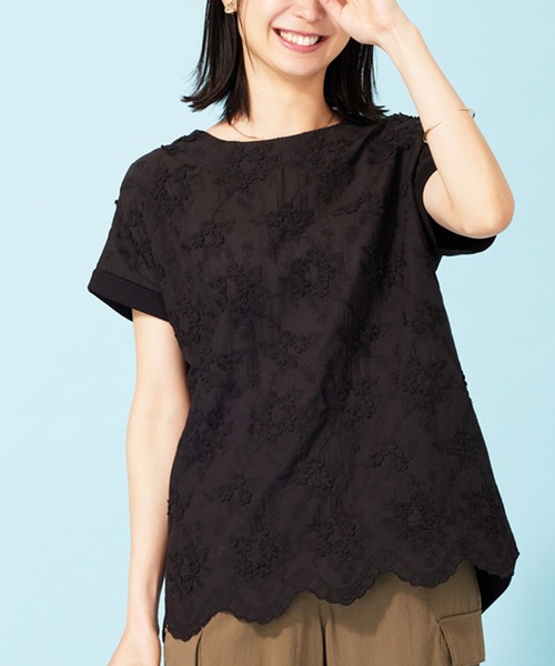 BELLUNA PLUS(ベルーナ)の「新色追加!モチーフレース使いデザインプルオーバー(Tシャツ/カットソー・レディース・ブラック/コーラル/セージグリーン/オフホワイト/ラベンダー/イエロー・MEDIUM/LARGE/X-LARGE)」の3枚目の写真