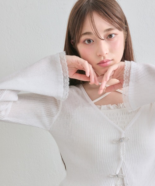 OLIVE des OLIVE(オリーブデオリーブ)の「【気温差にも◎】ビーズリボンシアカーデ(カーディガン/ボレロ・レディース・ピンク/サックスブルー/ブラック/オフホワイト・FREE)」の14枚目の写真