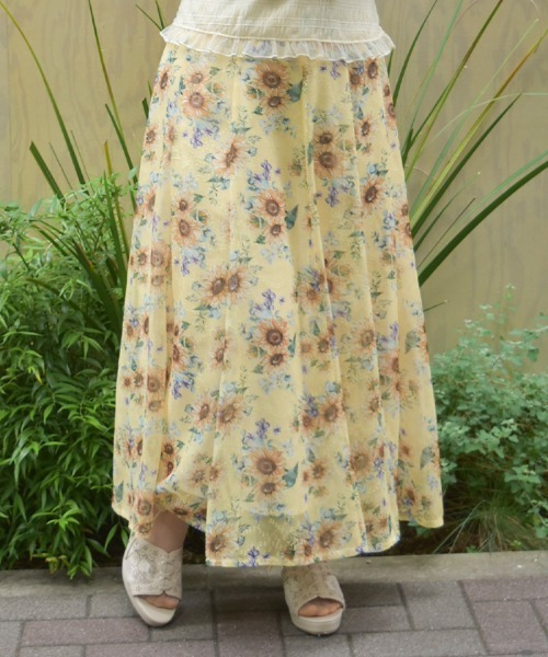 axes femme（アクシーズファム）の「ひまわり柄ロングスカート