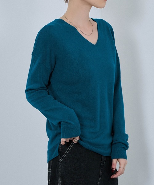 NAVY（ネイビー）の「nAvy カシミヤタッチVネックニット（ニット/セーター・レディース・イエロー/グリーン/オレンジ系/ブルーグリーン/ブラック・L/M）」の6枚目の写真