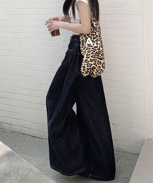 urge：（アージコロン ）の「【URGE：】バギー デニム パンツ（デニムパンツ・レディース・ネイビー・SMALL/MEDIUM/LARGE/X-LARGE）」の3枚目の写真