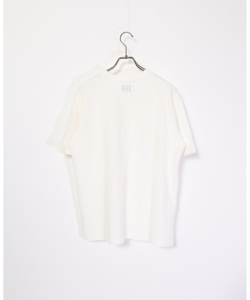 MMMM(エムエムエムエム)の「MMMM/イレギュラーワッフル ショートスリーブクルーネック(Tシャツ/カットソー・メンズ・ブラック/ブラック×グレー/ホワイト/ホワイト×ブラック・LARGE/X-LARGE/MEDIUM)」の12枚目の写真