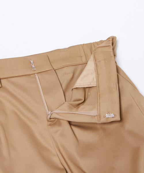 【新品未使用】ラウンジドレス 裾ねじりパンツ Sサイズ モカ −3kgパンツ 裾ねじりパンツの新色モカのご紹介♪ - LOUNGEDRESS(ラウンジ