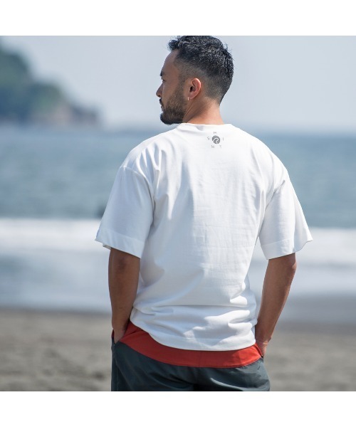 Sunny Smith(サニースミス)の「【SUNNY SMITH】へビーオンス Cool Smith ワッペン 半袖Tシャツ(Tシャツ/カットソー・メンズ・チャコール/ネイビー/オフホワイト・MEDIUM/LARGE)」の21枚目の写真