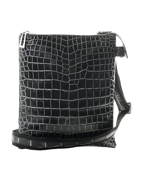 sankyo shokai（サンキョウショウカイ）の「クロコダイル 本革ショルダーバッグ（ショルダーバッグ・レディース・ホワイト×ブラック/ブラック×ホワイト/ブラック×ブルー/ブラック×シルバー/ブラック系/ブルー系/ブラック/オフホワイト・FREE）」の18枚目の写真