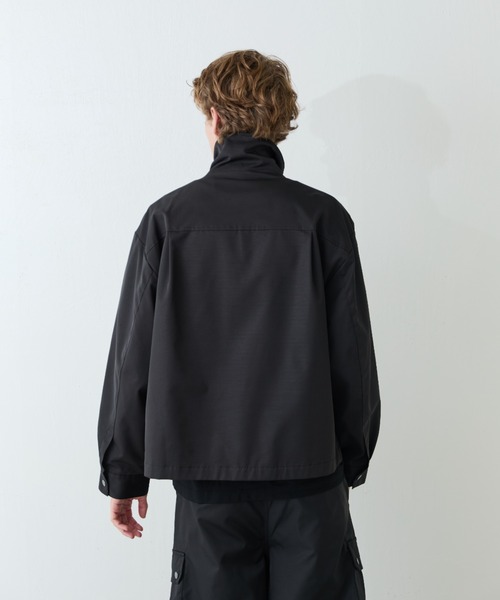 Lui's（ルイス）の「【Neucon/ニューコン】マルチポケットテックスタンドオーバーブルゾン（ブルゾン・メンズ・グレー/ブラック・2/1）」の12枚目の写真