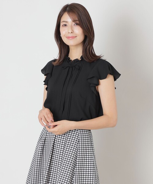 新品TO BE CHIC フリル付き黒半袖トップス 40 フリル付きボートネック黒半袖トップス - メルカリ