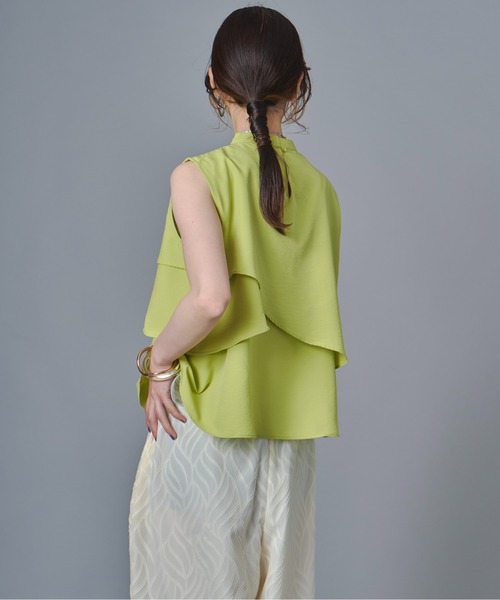 terrace(テラス)の「アシンメトリーティアードフレアノースリーブブラウス(シャツ/ブラウス・レディース・チャコールグレー/オフホワイト/ライム/ブラック・MEDIUM)」の19枚目の写真