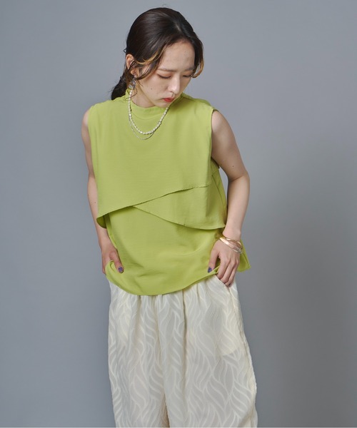 terrace(テラス)の「アシンメトリーティアードフレアノースリーブブラウス(シャツ/ブラウス・レディース・チャコールグレー/オフホワイト/ライム/ブラック・MEDIUM)」の21枚目の写真