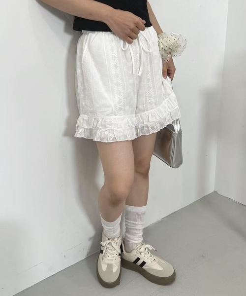 mebole（メボレ）の「コットンレースショートパンツ（その他パンツ・レディース・ホワイト・FREE）」の7枚目の写真