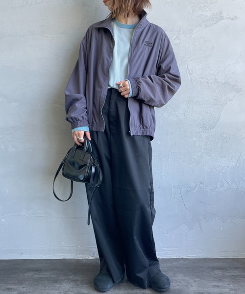 UMBRO（アンブロ）の「[UMBRO/アンブロ] 別注 ナイロントラックブルゾン（ブルゾン・レディース・グレー/ネイビー・XL/L/M/S）」の5枚目の写真