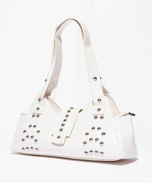 Chick（チック）の「Stud Design Square Bag/スタッズデザインスクエアバッグ（ショルダーバッグ・レディース・ブラック/ホワイト/レッド/ブラウン・FREE）」の5枚目の写真
