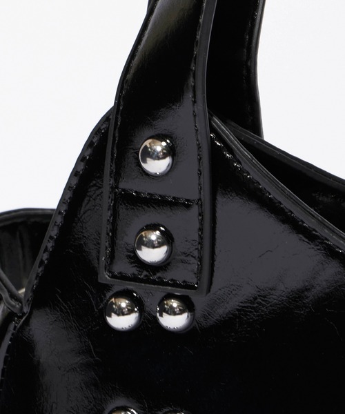 Chick（チック）の「Stud Design Square Bag/スタッズデザインスクエアバッグ（ショルダーバッグ・レディース・ブラック/ホワイト/レッド/ブラウン・FREE）」の22枚目の写真