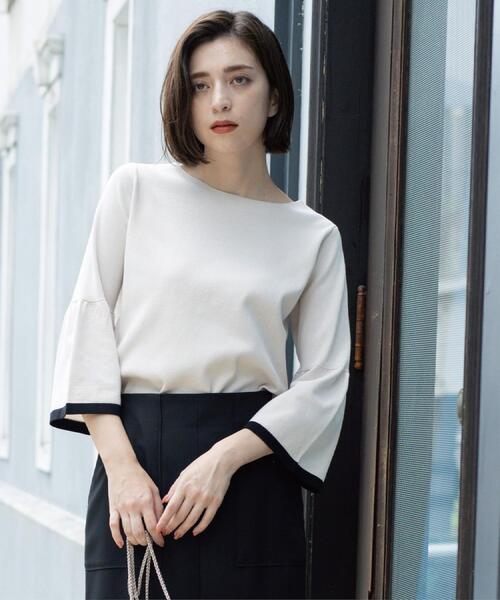 OPAQUE.CLIP(オペークドットクリップ)の「配色フレアスリーブニット【UVケア/洗濯機OK】(ニット/セーター・レディース・ブラック系4/ライトグレー系4/グレー系その他5/ワイン系1・36/38/40/42)」の14枚目の写真