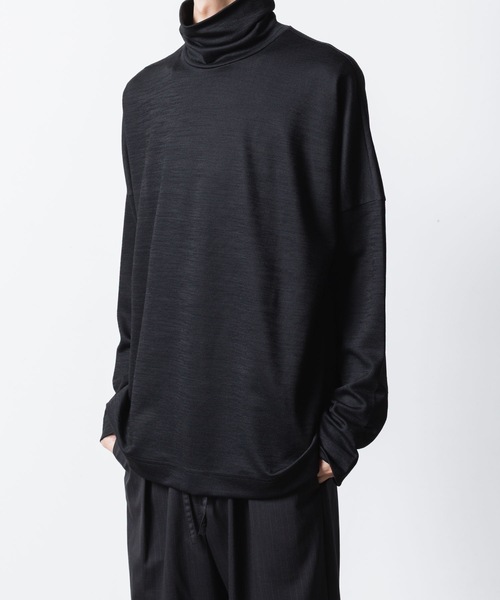 ATTACHMENT（アタッチメント）の「【 直営店・ZOZOTOWN限定 】WO/NYスムース ハイネックカットソー L/S/ WO/NY SMOOTH OVERSIZED HIGHNECK L/S TEE（Tシャツ/カットソー・メンズ・ブラック/ダークネイビー/ダークグレー・1/2/3）」の21枚目の写真