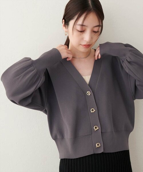 natural couture(ナチュラルクチュール)の「【WEB限定】プチプラハトメバー釦カーデ(カーディガン/ボレロ・レディース・ネイビー/チャコールグレー/ブラック/ライトグレー/アイボリー/グレイッシュベージュ/ピンク系その他/モカ・FREE)」の10枚目の写真