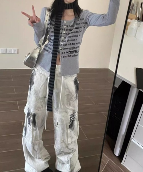 SHEENA(シーナ)の「レタリングロゴプリントワイドネックトップス(Tシャツ/カットソー・レディース・グレー・M)」の12枚目の写真