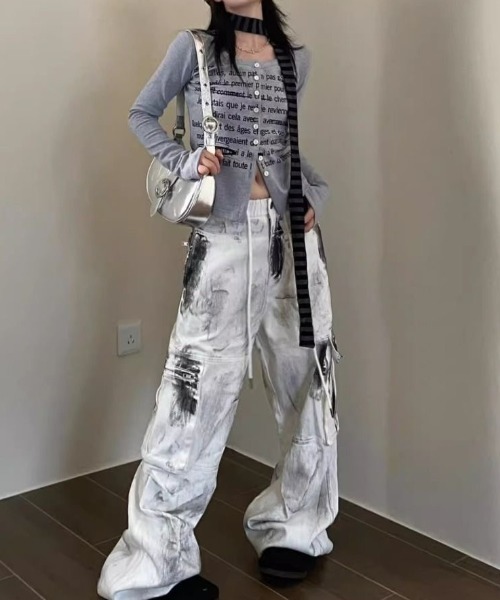 SHEENA(シーナ)の「レタリングロゴプリントワイドネックトップス(Tシャツ/カットソー・レディース・グレー・M)」の13枚目の写真