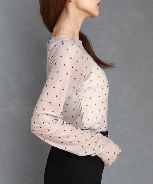 CECIL McBEE(セシルマクビー)の「ドット柄パワーネットトップス(Tシャツ/カットソー・レディース・ブラック/ベージュ/アイボリー・LARGE/MEDIUM)」の11枚目の写真