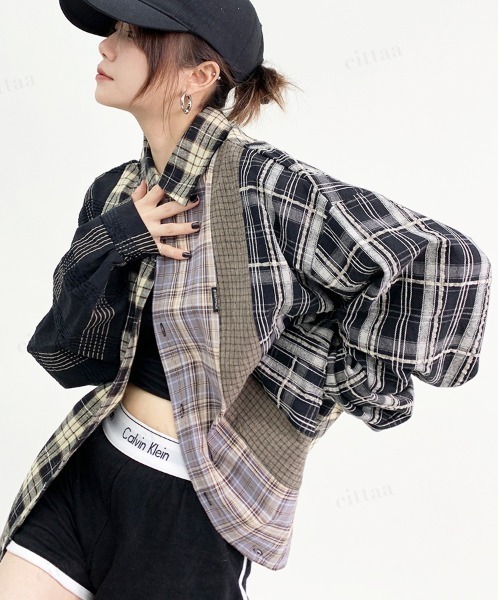 Dalfwin(ダールフィン)の「韓国ファッション STAFFPICKドッキングデザイン長袖チェックシャツ(シャツ/ブラウス・レディース・ブラック系・FREE)」の9枚目の写真