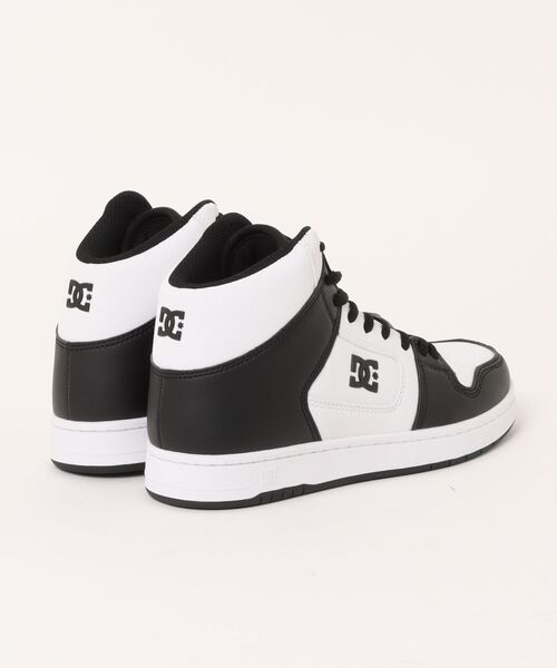 DC SHOES(ディーシーシューズ)の「MANTECA 4 HI SN/DCハイカットスニーカー(スニーカー・メンズ・ホワイト×ブラック・26cm/25cm/24.5cm/24cm/23.5cm/23cm/30cm/29cm/28.5cm/28cm/27.5cm/27cm/26.5cm/25.5cm)」の8枚目の写真