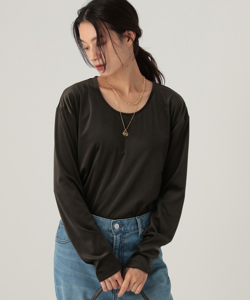 Elura(エルーラ)の「ベロアプルオーバー/603710(Tシャツ/カットソー・レディース・オフホワイト/チャコールグレー/ダークブラウン・FREE)」の1枚目の写真