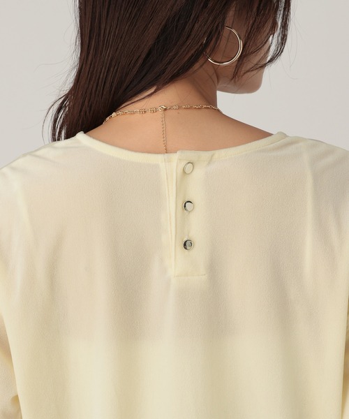 Elura(エルーラ)の「ベロアプルオーバー/603710(Tシャツ/カットソー・レディース・オフホワイト/チャコールグレー/ダークブラウン・FREE)」の13枚目の写真