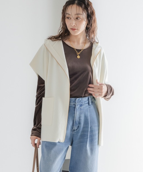 Elura(エルーラ)の「ベロアプルオーバー/603710(Tシャツ/カットソー・レディース・オフホワイト/チャコールグレー/ダークブラウン・FREE)」の5枚目の写真